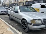 Mercedes-Benz C 180 1993 годаүшін690 000 тг. в Алматы – фото 2