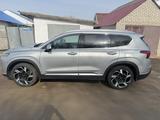 Hyundai Santa Fe 2023 года за 17 800 000 тг. в Уральск – фото 4