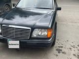 Mercedes-Benz E 320 1994 годаfor2 500 000 тг. в Астана