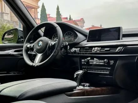BMW X5 2017 года за 22 300 000 тг. в Алматы – фото 16