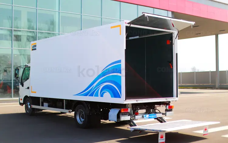 Hino  300 – Промтоварный фургон с гидробортом 2024 года в Алматы