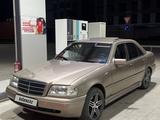 Mercedes-Benz C 220 1994 годаfor2 000 000 тг. в Астана – фото 2