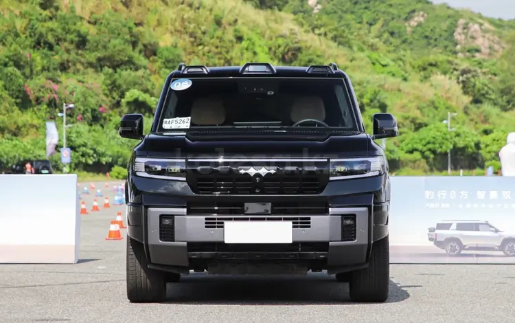 BYD FangChengBao Leopard 8 2024 года за 33 000 000 тг. в Усть-Каменогорск
