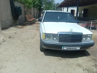 Mercedes-Benz 190