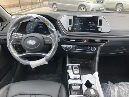Hyundai Sonata 2023 года за 14 000 000 тг. в Шымкент – фото 4