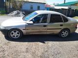 Opel Vectra 1998 года за 950 000 тг. в Караганда – фото 2