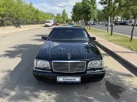 Mercedes-Benz S 320 1997 года за 3 600 000 тг. в Астана – фото 2