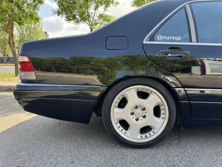 Mercedes-Benz S 320 1997 года за 3 600 000 тг. в Астана – фото 13