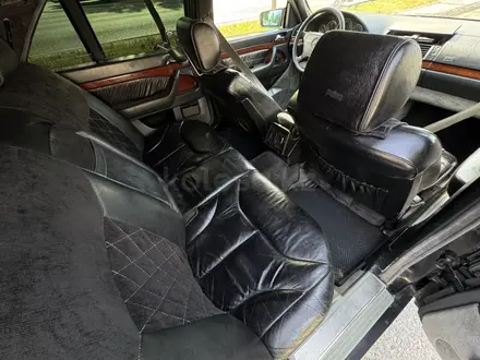 Mercedes-Benz S 320 1997 года за 3 600 000 тг. в Астана – фото 46