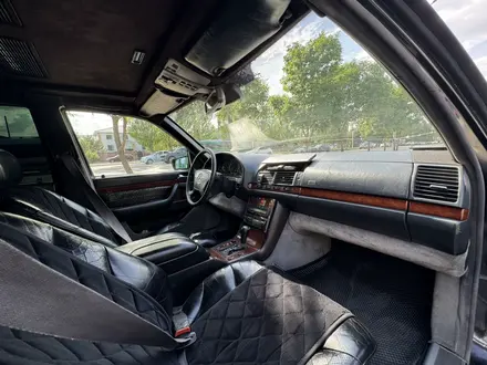 Mercedes-Benz S 320 1997 года за 3 600 000 тг. в Астана – фото 48