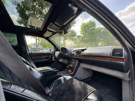 Mercedes-Benz S 320 1997 года за 3 600 000 тг. в Астана – фото 49