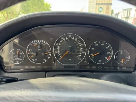 Mercedes-Benz S 320 1997 года за 3 600 000 тг. в Астана – фото 68