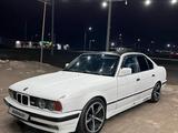 BMW 520 1990 годаүшін750 000 тг. в Актау
