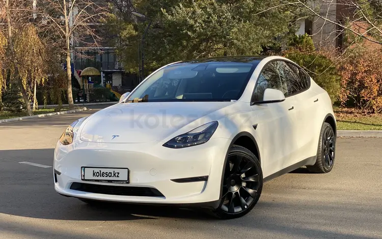 Tesla Model Y 2022 годаfor19 990 000 тг. в Алматы