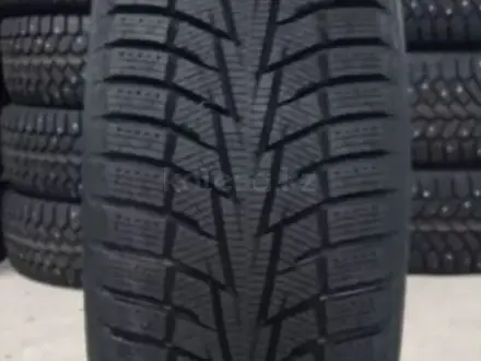 Hankook Winter I'Cept X RW10 245/70 R17 107T за 150 000 тг. в Астана