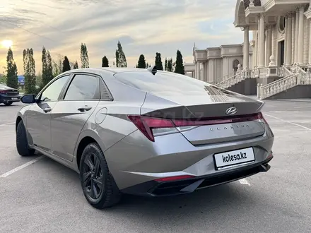 Hyundai Elantra 2022 года за 9 300 000 тг. в Алматы – фото 4