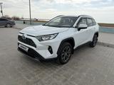 Toyota RAV4 2024 годаүшін17 800 000 тг. в Актау – фото 2