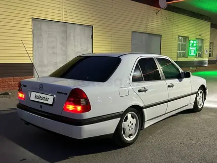 Mercedes-Benz C 200 1995 года за 1 550 000 тг. в Кызылорда – фото 17