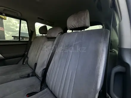 Toyota Land Cruiser Prado 2009 года за 12 390 000 тг. в Актобе – фото 11