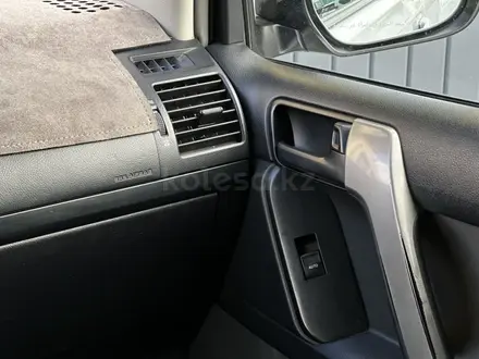 Toyota Land Cruiser Prado 2009 года за 12 390 000 тг. в Актобе – фото 6