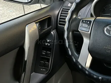 Toyota Land Cruiser Prado 2009 года за 12 390 000 тг. в Актобе – фото 7