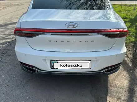 Hyundai Grandeur 2021 года за 14 200 000 тг. в Туркестан – фото 2