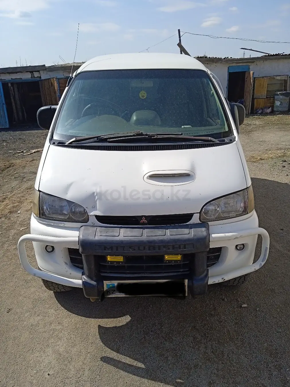 Mitsubishi Delica, 1994