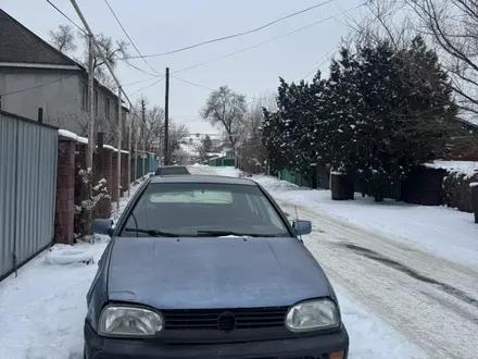 Volkswagen Golf 1992 года за 800 000 тг. в Есик – фото 3