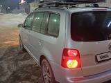 Volkswagen Touran 2007 года за 5 100 000 тг. в Костанай – фото 4