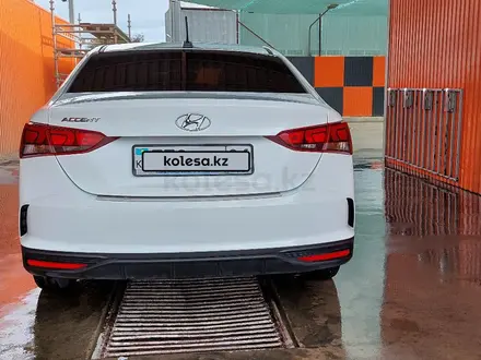 Hyundai Accent 2020 года за 6 500 000 тг. в Атырау – фото 5