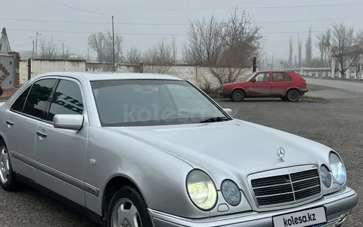 Mercedes-Benz E 320 1996 года за 2 500 000 тг. в Тараз