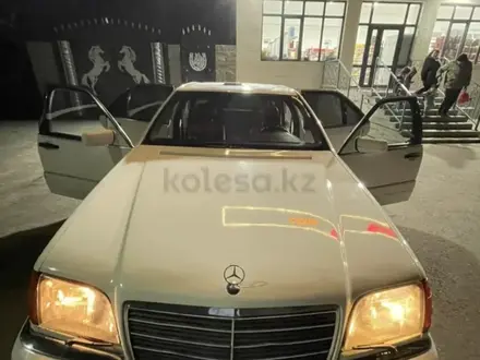 Mercedes-Benz S 320 1998 года за 2 200 000 тг. в Тараз