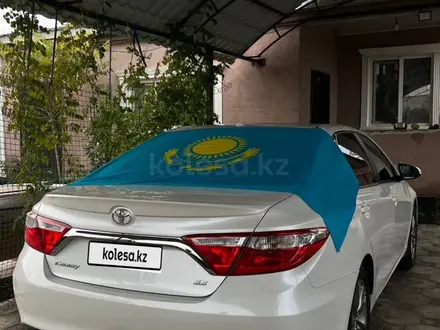 Toyota Camry 2015 года за 10 000 000 тг. в Атырау – фото 46