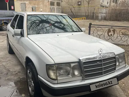 Mercedes-Benz E 230 1990 года за 1 900 000 тг. в Шымкент – фото 4