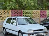 Volkswagen Golf 1992 годаүшін1 250 000 тг. в Тараз