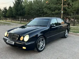Mercedes-Benz E 280