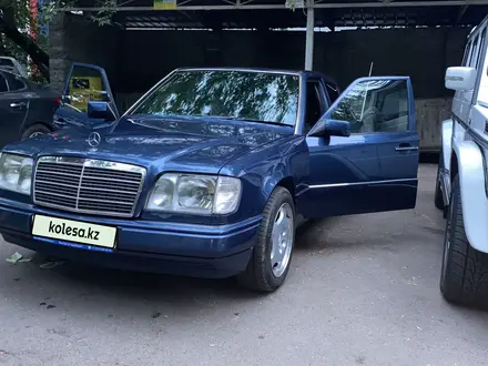 Mercedes-Benz E 280 1995 года за 3 000 000 тг. в Усть-Каменогорск