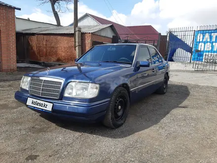 Mercedes-Benz E 280 1995 года за 3 000 000 тг. в Усть-Каменогорск – фото 8