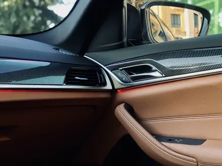 BMW 530 2017 года за 13 400 000 тг. в Алматы – фото 13