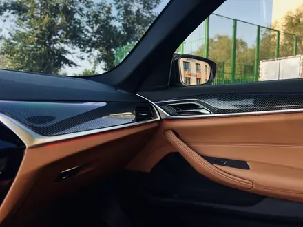 BMW 530 2017 года за 13 400 000 тг. в Алматы – фото 16