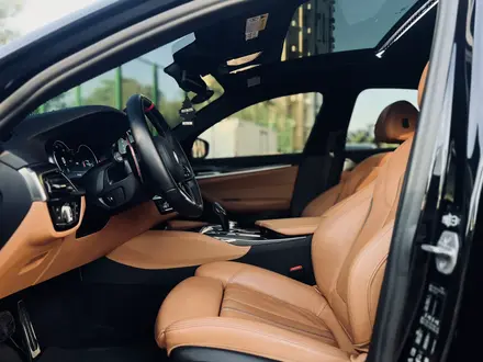BMW 530 2017 года за 13 400 000 тг. в Алматы – фото 19