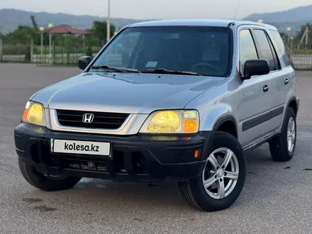 Honda CR-V 2001 года за 3 900 000 тг. в Алматы – фото 2