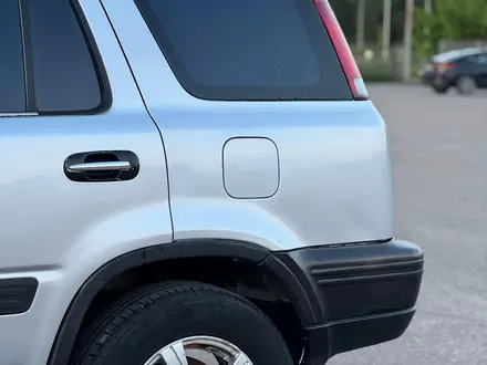 Honda CR-V 2001 года за 3 900 000 тг. в Алматы – фото 8