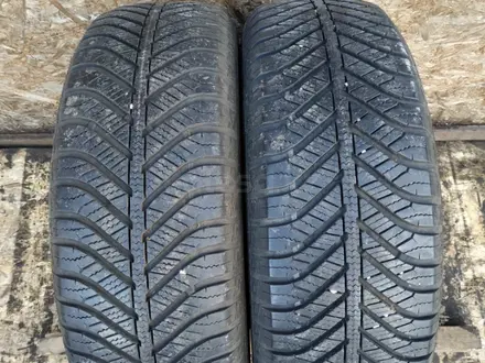 Резина б у 195*65*15 Goodyear (M + S), 2 шт., б у из Европы. за 28 000 тг. в Караганда