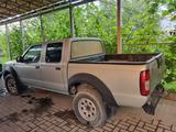 Nissan NP300 2011 годаүшін2 100 000 тг. в Алматы – фото 2