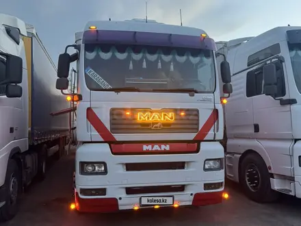 MAN  TGA 2006 года за 18 500 000 тг. в Караганда – фото 2