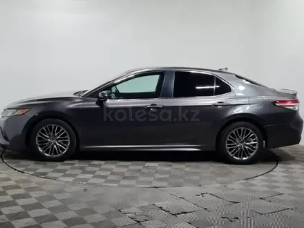 Toyota Camry 2019 года за 9 620 000 тг. в Алматы – фото 8