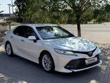 Toyota Camry 2019 года за 15 500 000 тг. в Шымкент