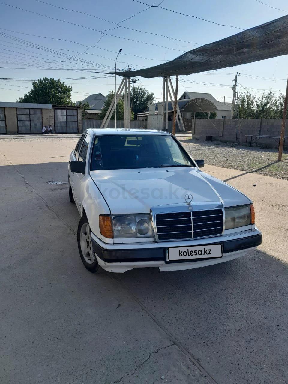 Mercedes-Benz E 200 1990 г.