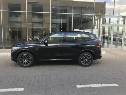 BMW X5 2020 года за 43 500 000 тг. в Астана – фото 7